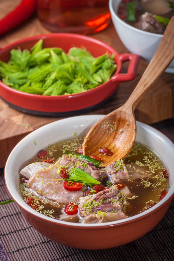Мясной суп с хвойной пылью. "Макс Фрай" Литературная кухня, из Одессы с морковью, длиннопост, еда, рецепт, кулинария, Макс фрай