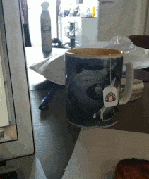 1499722097115648149.gif