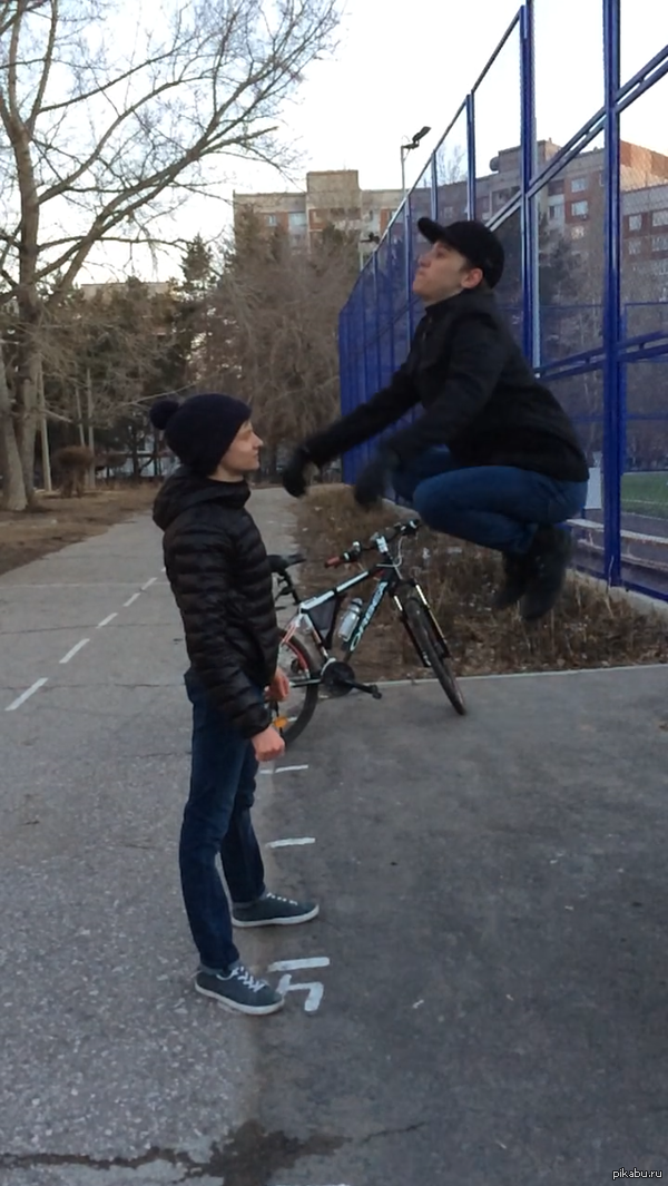 ����������