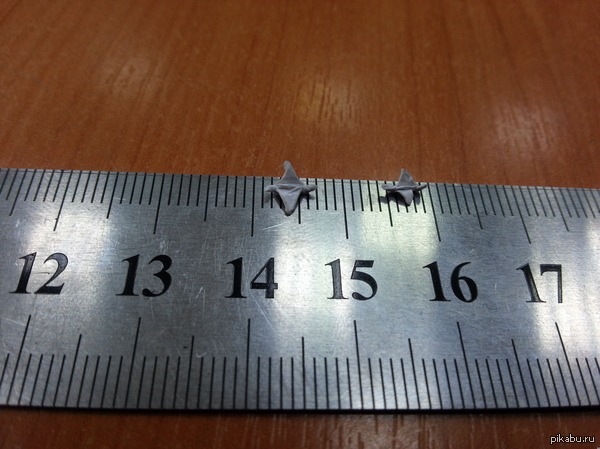 Я помню здесь было соревнование на самого маленького журавлика.