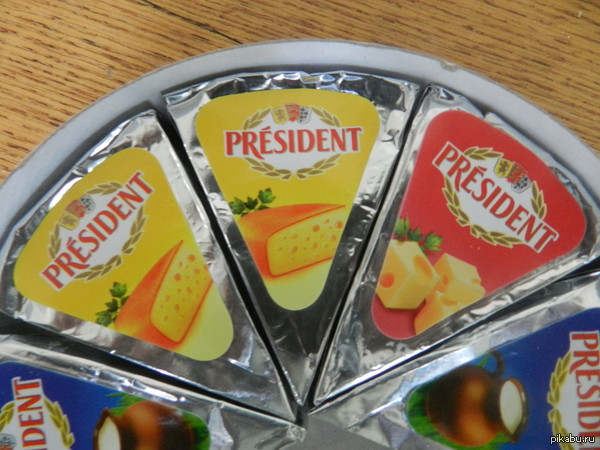 Просто сыр со вкусом сыра)))