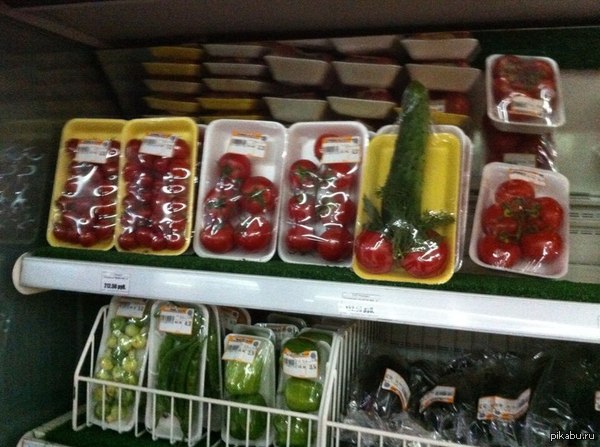 marketing ploy) - NSFW, Counter, Cucumbers, Tomatoes, Vegetables, Marketing, Stavropol, Strawberry, Products