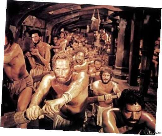 На турецкой галере взбунтовались гребцы.