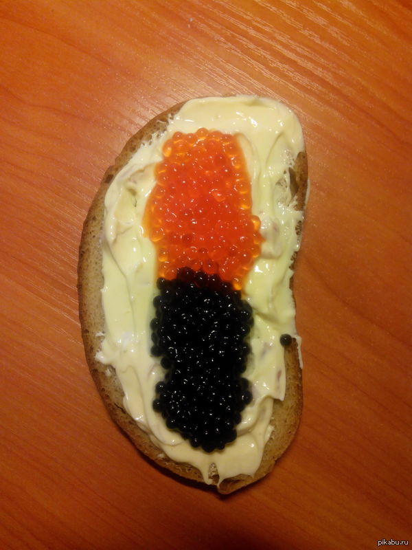 Везде уже эти знаки о бандеровцах мерещатся