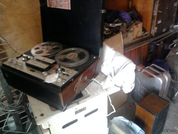 Бобинный проигрыватель