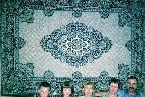 Псс эй, не хочешь немного ковров?