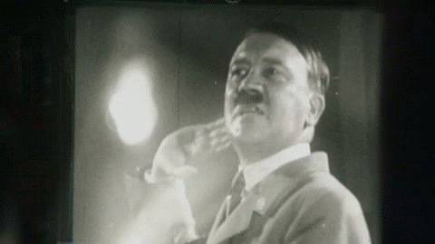 Заметил при просмотре сериала.