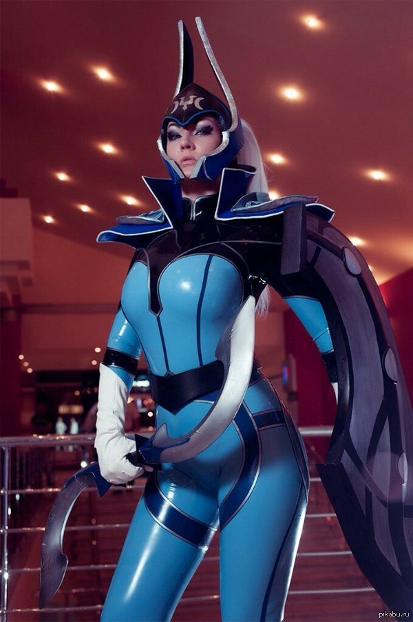 Nice cosplay on Luna - Dota, Luna, Cosplay