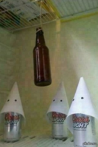 Он сел спереди