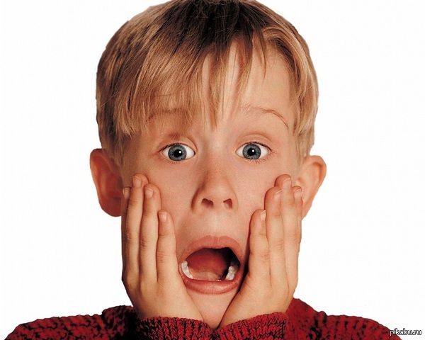 Сегодня исполняется 34 года Маколею Калкину.