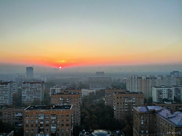 Восход над Москвой