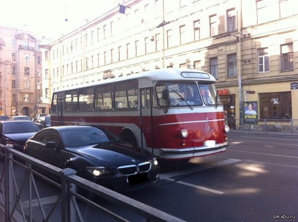 Back in the USSR         ))