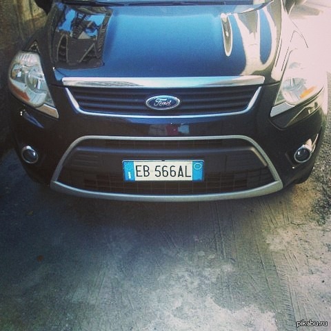 Вот такой вот номерной знак в Италии