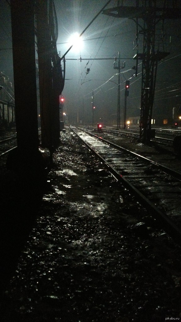 Россия. Ночь.