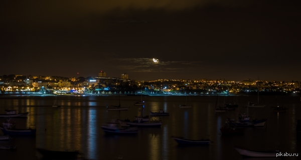 С недавних пор занимаюсь фотографией)