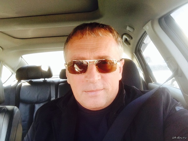 Пикабушники всех с новым годом, щастья и здоровья!!!!