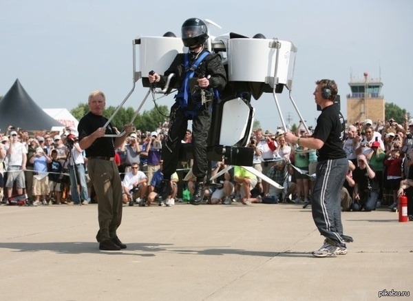   P12 Martin Jetpack     2016 . 