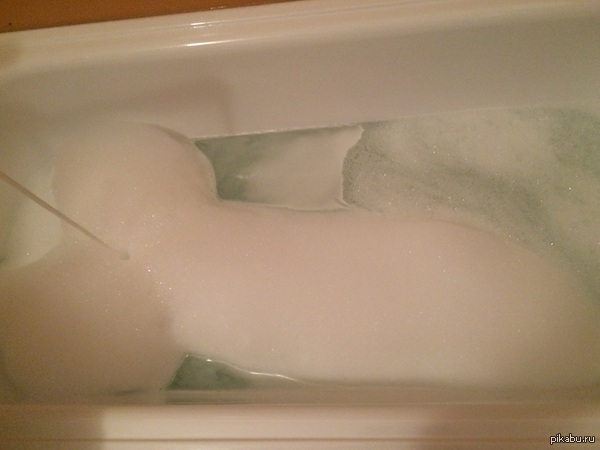 Evening bath or just chill.. - NSFW, My, Bath, Evening, Foam