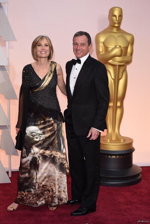 Фантастическое платье на Оскар