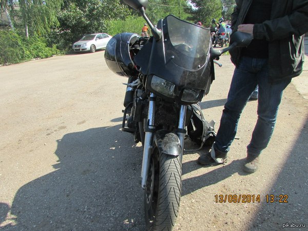 Люди, помогите найти пластик на морду Yamaha FZ400, 97го года. Где можно посмотреть не зная английский язык или к кому обратиться?