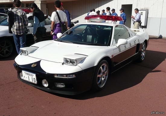   .   nsx-r 