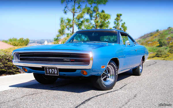 Dodge Charger 500. 