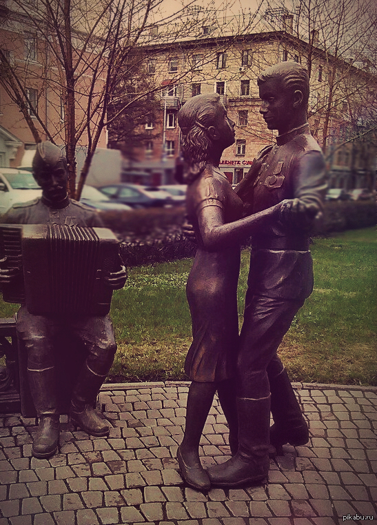 ������������ ���������� "� 6 ����� ������ ����� �����" � ������ ��������.