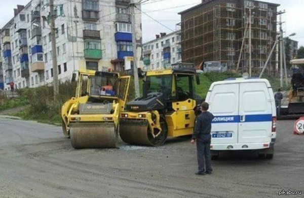 Ну, рассказывай, как обгонял, как подрезал