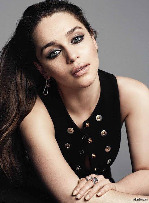 Emilia Clarke - Daenerys Targaryen, Emilia Clarke, The photo