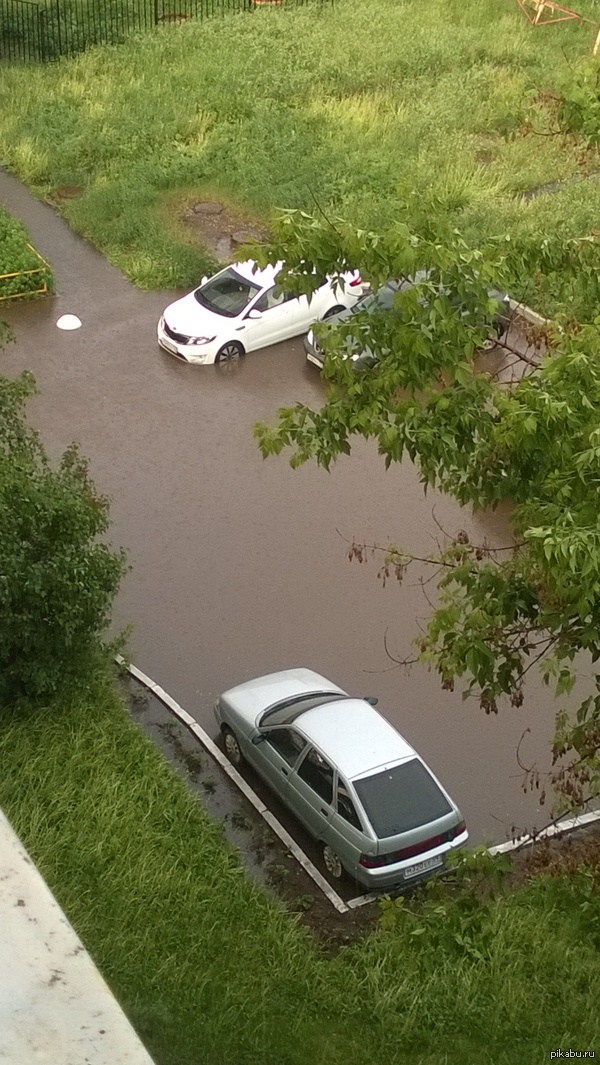 And it's raining in Perm - Rain, Потоп, Car, Permian