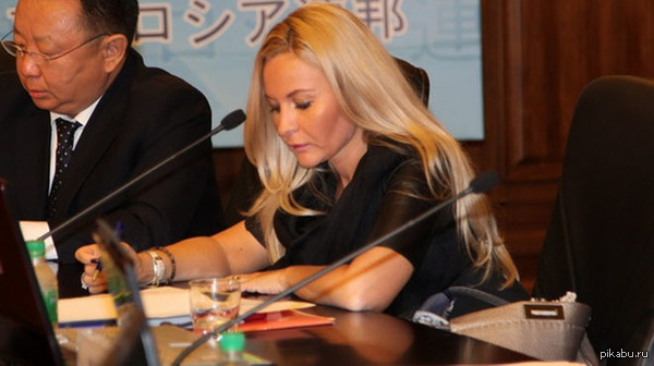   2  -        .    - http://lifenews.ru/news/155463