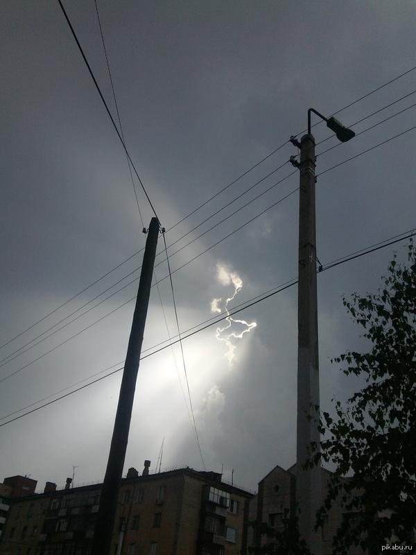 В небе над Костанаем...