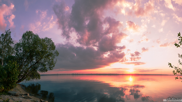 Один из самых красивых и сказочных закатов.