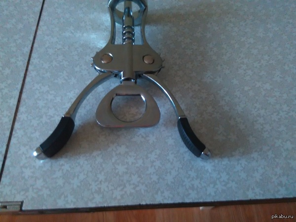 Когда тебе действительно нравится открывать вино