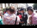 Kyiv police talks with protesters near the Ministry of Culture - Kiev, Police, Rally