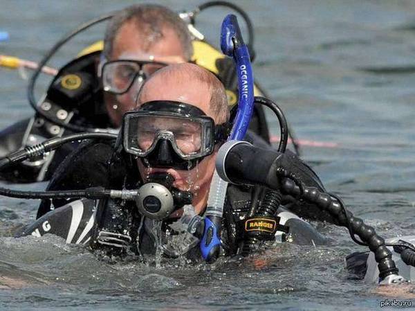 В.В. в августе опять будет погружаться за амфорами.