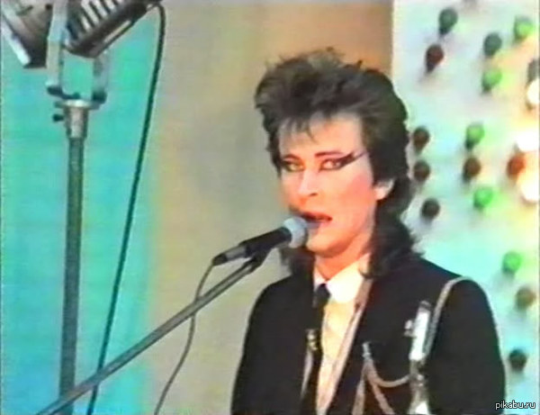 Мы одевались во что могли.