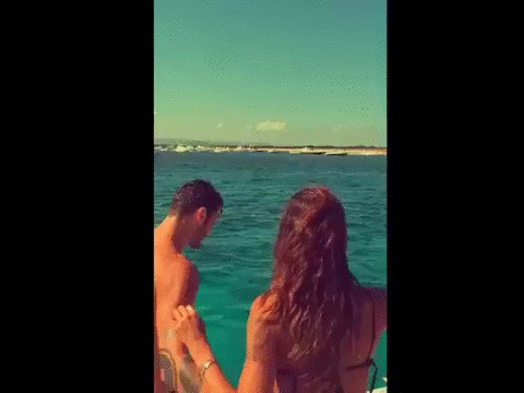  &quot;******&quot;    )