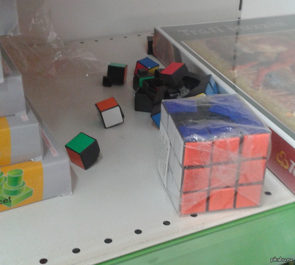 Сборка кубик рубика за 3,5 сек