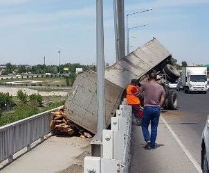 Не выдержал и приуныл - ДТП, Камаз, Прицеп