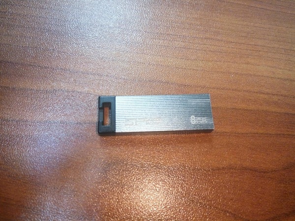Found student's flash drive with working materials - , Students, The missing, Flash drives, My