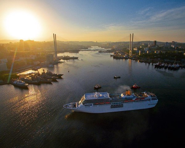 The liner Costa NeoRomantica came to Vladivostok - Liner, Vladivostok, beauty