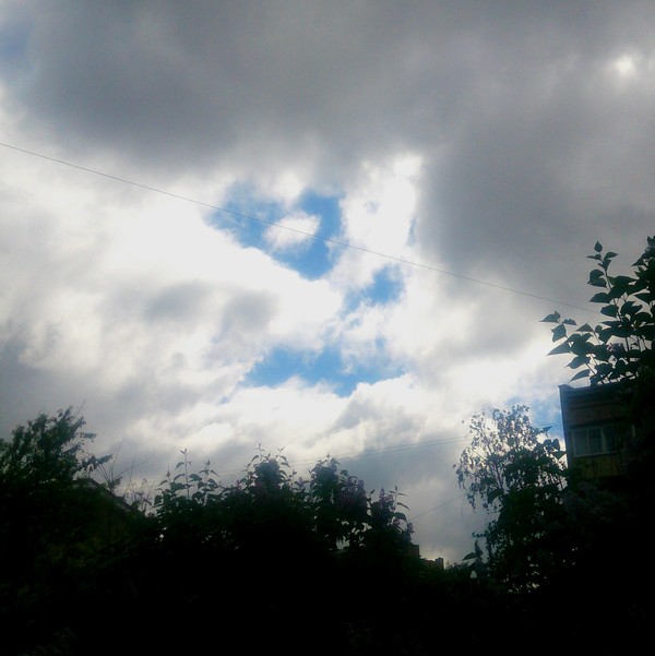 June 3, 3 degrees Celsius in Moscow. Even the gods are shocked. - My, Moscow, Summer, Sky, June