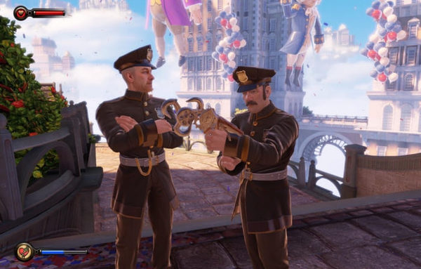 Полицейские изучают раннюю модель спиннера 1912 год (В цвете).