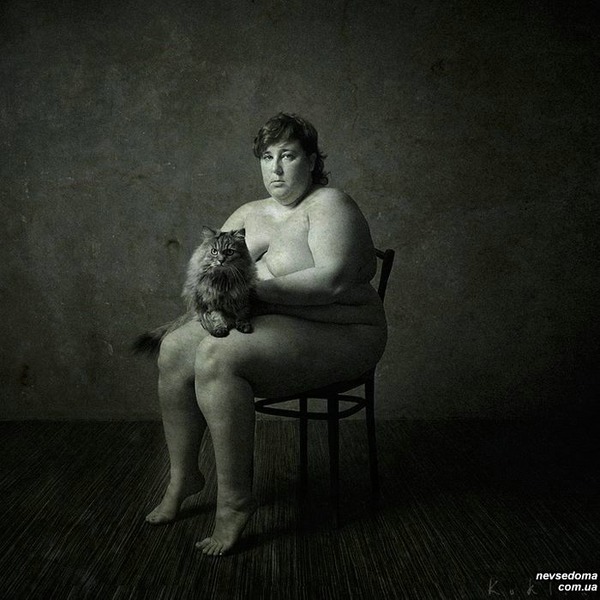 Girl with a cat - The photo, cat, Fat