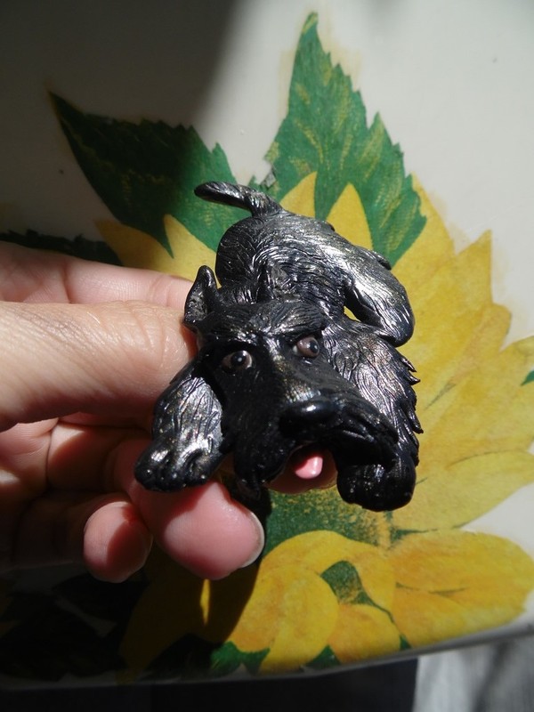 Брошечка собачка