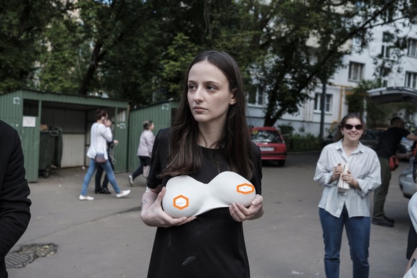 Liberal creative or Lyokha has a competitor. - NSFW, Russia, Politics, Lucia Stein, The photo, Stock, Creative, Liberals