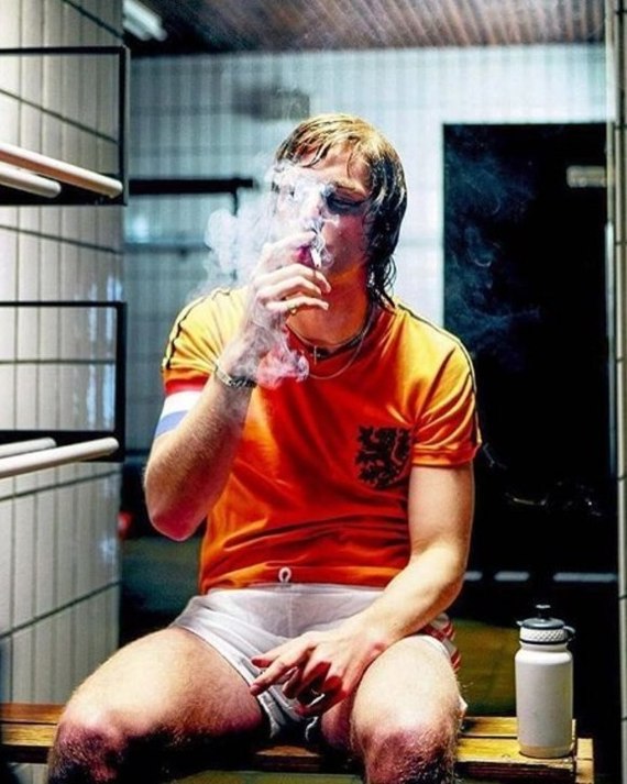 World Championship Final 1974. Johan Cruyff smoking during the break. - Football, World championship, Legend, The photo, Johan Cruyff