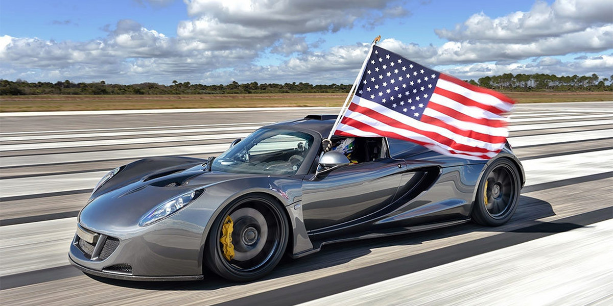 Fb машина. Hennessey Venom gt. Машина Hennessey Venom gt. Hennessey Venom gt 2. Суперкар Хеннесси Веном.