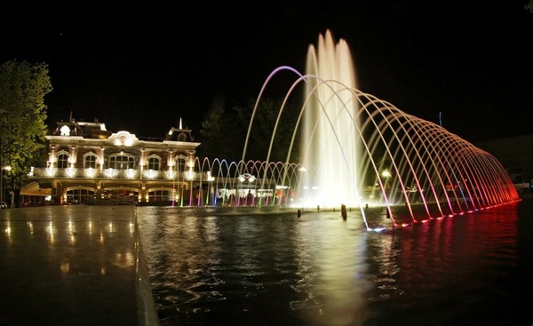 It is one of the places where they escape from the heat in Krasnodar. - My, Aurora, Krasnodar, Краснодарский Край, Singing Fountains, Longpost